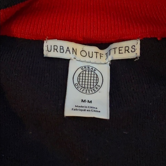URBAN OUTFITTERS vintage half zip - Picture 3 of 6